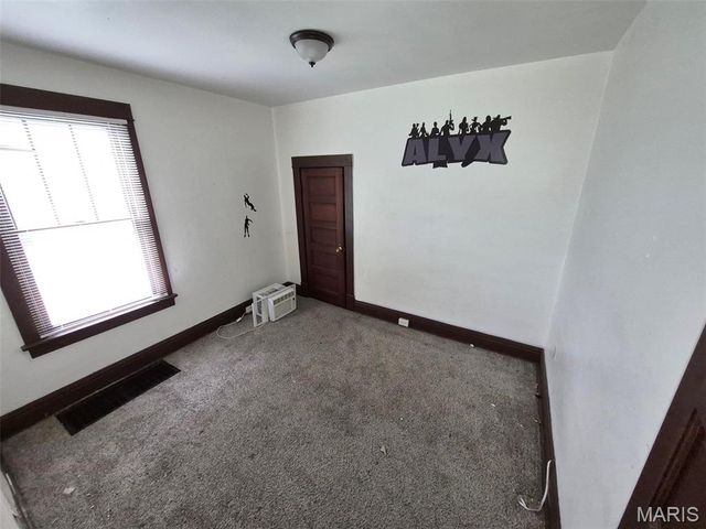 7029 Florence Place, St Louis, MO 63136