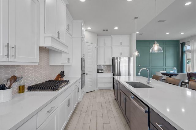 11931 Bush Tail Court, Mont Belvieu, TX 77523