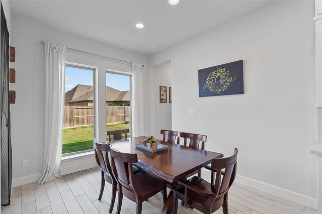 11931 Bush Tail Court, Mont Belvieu, TX 77523
