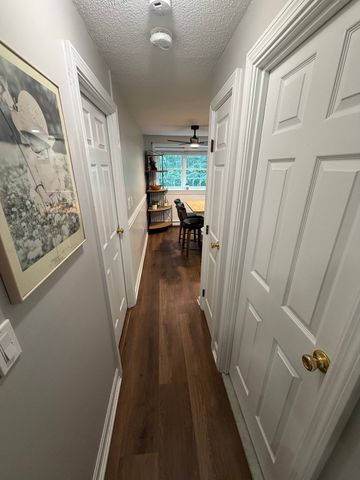 19 Chapel Hill Dr 1, Plymouth, MA 02360