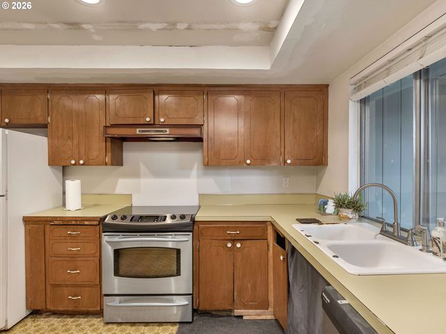 1033 Ne 178TH Ave, Portland, OR 97230