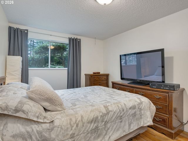 1033 Ne 178TH Ave, Portland, OR 97230