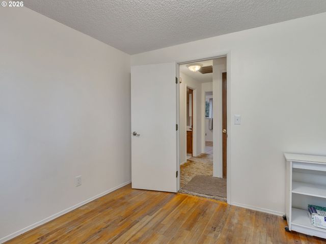 1033 Ne 178TH Ave, Portland, OR 97230