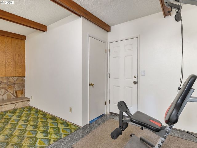 1033 Ne 178TH Ave, Portland, OR 97230