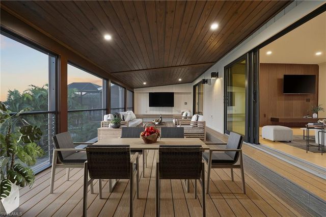 2795 N Beach RD # B, Englewood, FL 34223