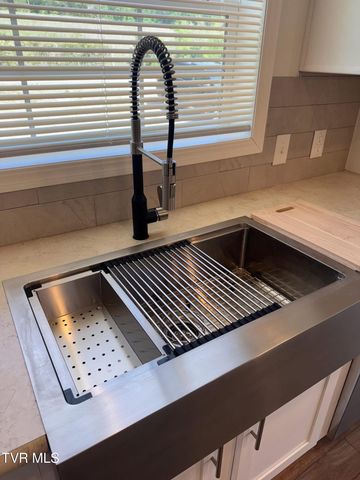 278 Race Track Road, Rogersville, TN 37857