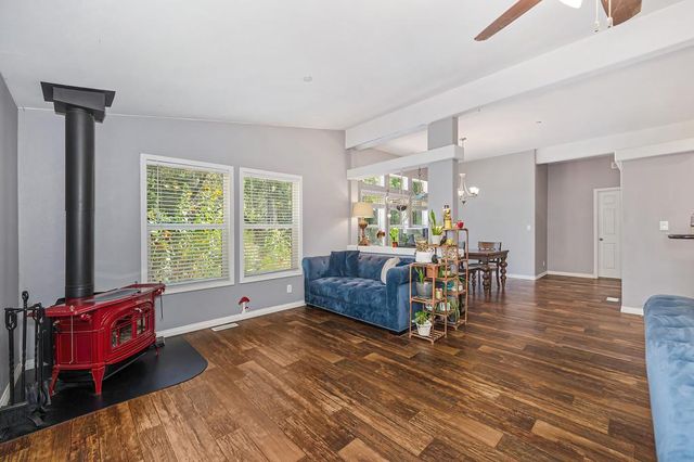 4903 Scotch Broom Ln, Garden Valley, CA 95633