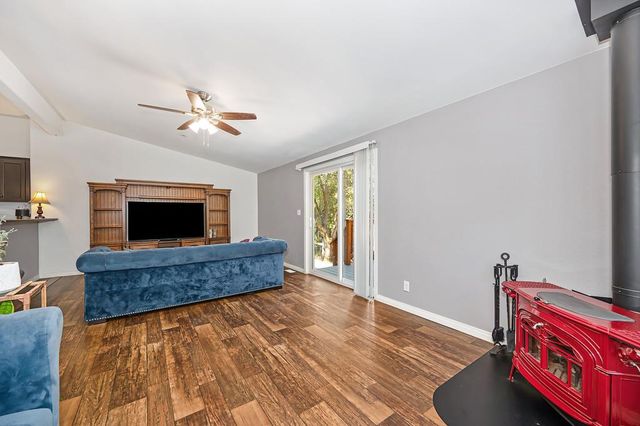 4903 Scotch Broom Ln, Garden Valley, CA 95633