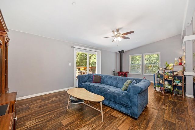 4903 Scotch Broom Ln, Garden Valley, CA 95633