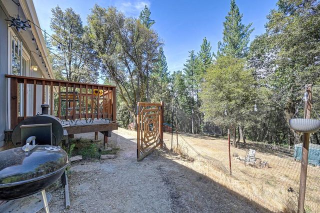 4903 Scotch Broom Ln, Garden Valley, CA 95633