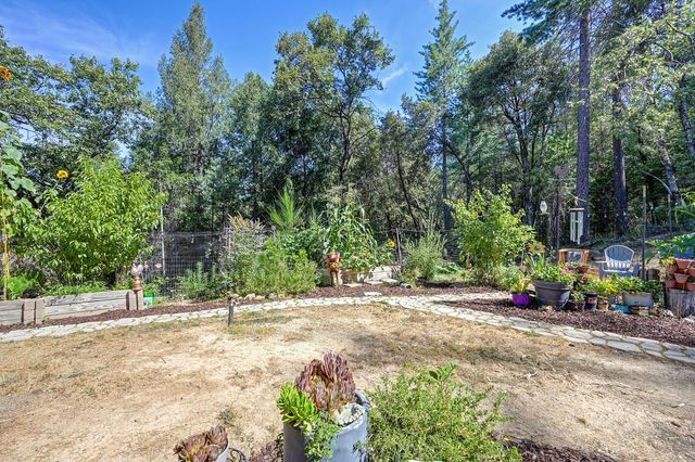 4903 Scotch Broom Ln, Garden Valley, CA 95633