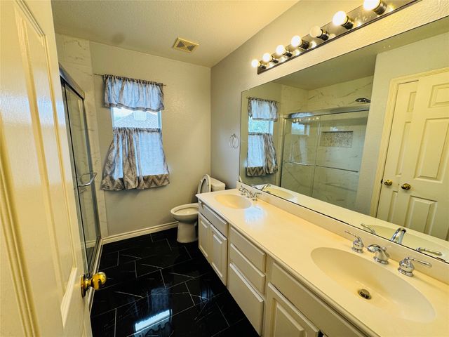 2762 Hillview Drive, Lewisville, TX 75067