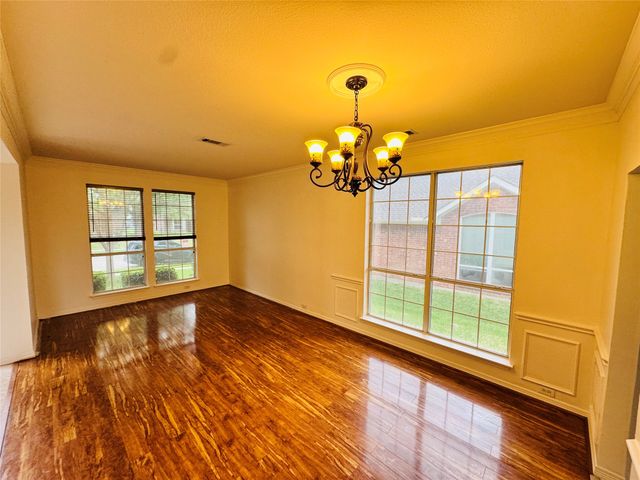 2762 Hillview Drive, Lewisville, TX 75067