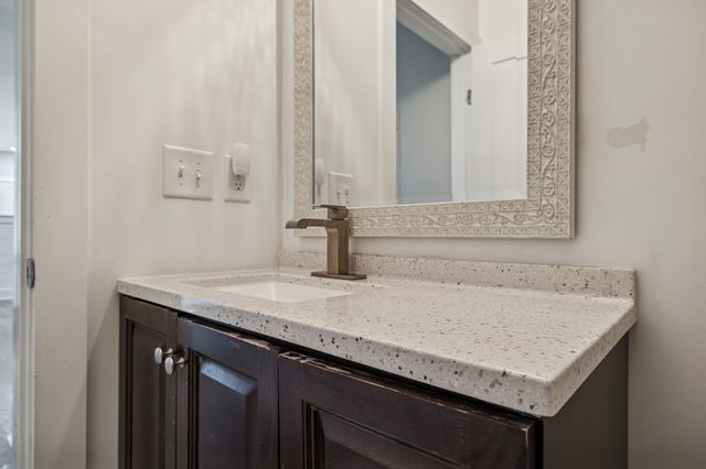 9681 Bud Qurriel Rd, Bon Aqua, TN 37025