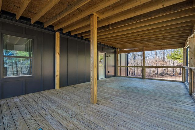 9681 Bud Qurriel Rd, Bon Aqua, TN 37025