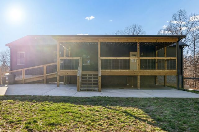 9681 Bud Qurriel Rd, Bon Aqua, TN 37025