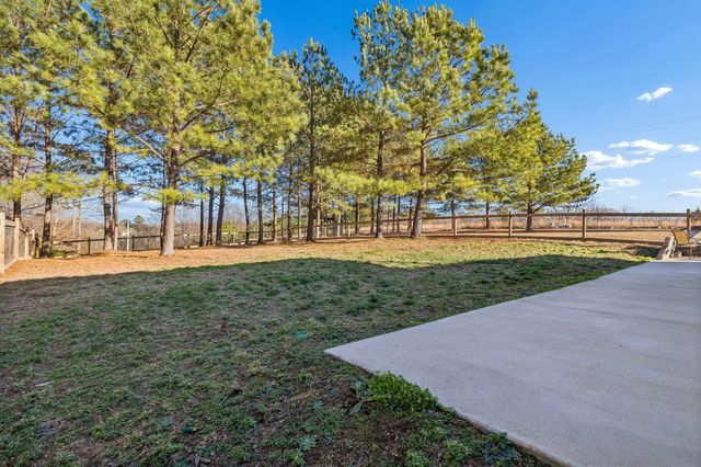 9681 Bud Qurriel Rd, Bon Aqua, TN 37025