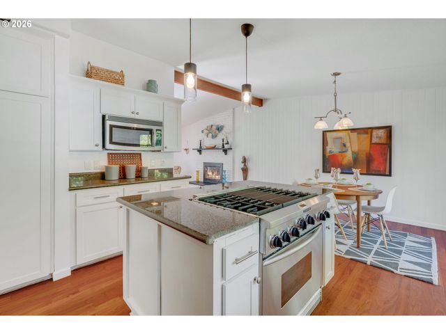 6255 Sw ELM Ave, Beaverton, OR 97005