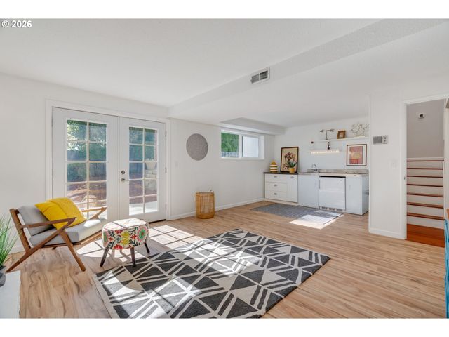 6255 Sw ELM Ave, Beaverton, OR 97005