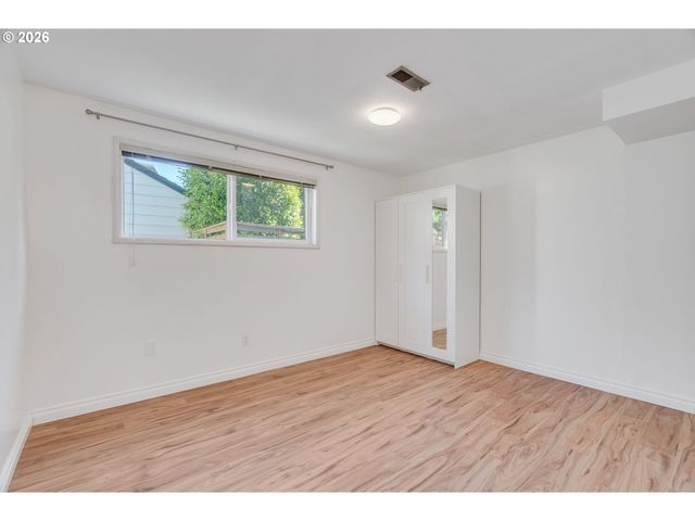 6255 Sw ELM Ave, Beaverton, OR 97005