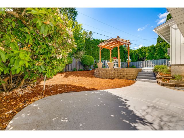 6255 Sw ELM Ave, Beaverton, OR 97005