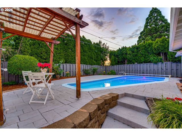 6255 Sw ELM Ave, Beaverton, OR 97005