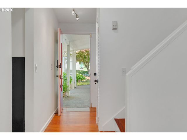 6255 Sw ELM Ave, Beaverton, OR 97005