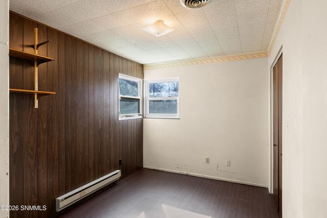 2030 Avalon Drive, Las Cruces, NM 88005