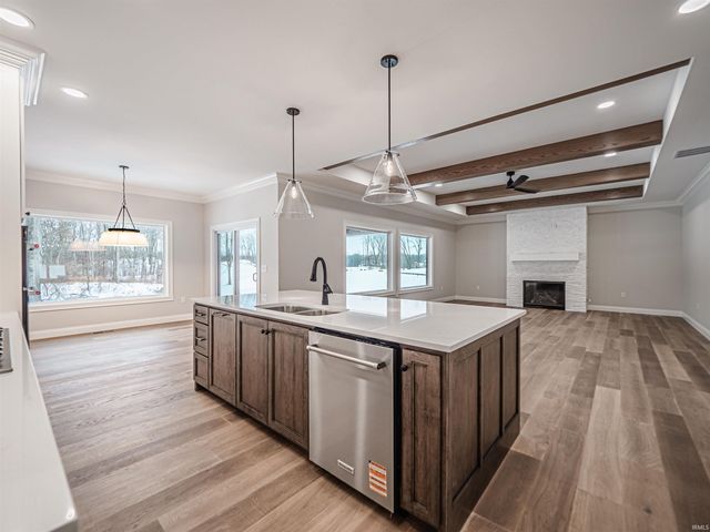 4092 Cottonwood Drive, Victoria Woods, IN 47601