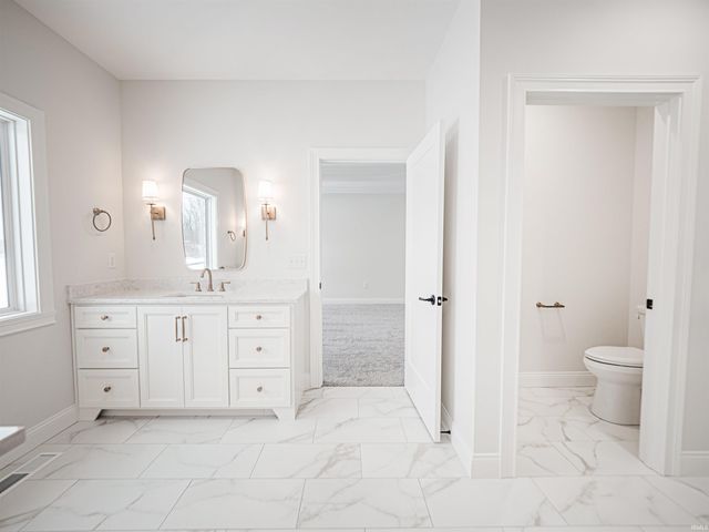 4092 Cottonwood Drive, Victoria Woods, IN 47601