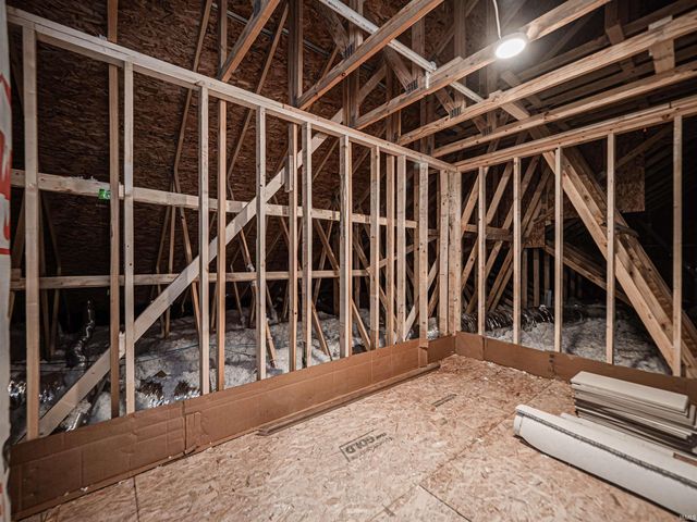 4092 Cottonwood Drive, Victoria Woods, IN 47601