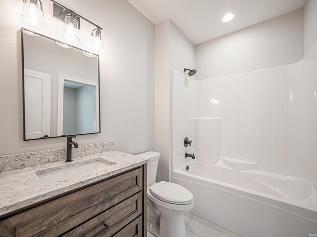 4092 Cottonwood Drive, Victoria Woods, IN 47601