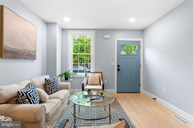 2610 E DAUPHIN ST, Philadelphia, PA 19125