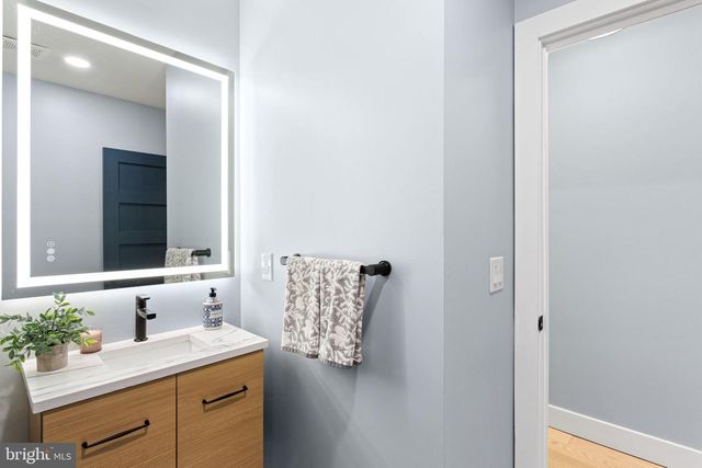 2610 E DAUPHIN ST, Philadelphia, PA 19125