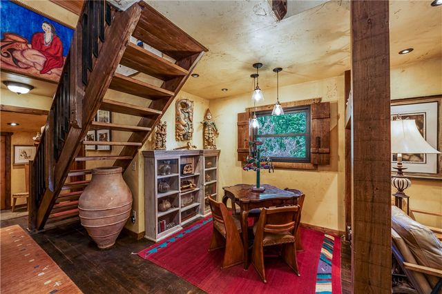 202 Holiday Island Drive, Holiday Island, AR 72631