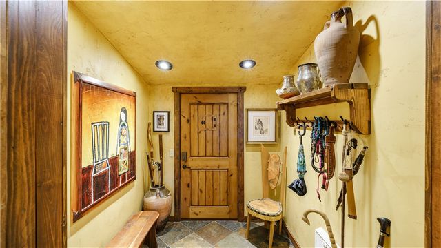 202 Holiday Island Drive, Holiday Island, AR 72631