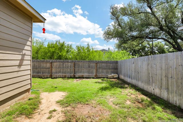 7950 Hanging Branch, San Antonio, TX 78253