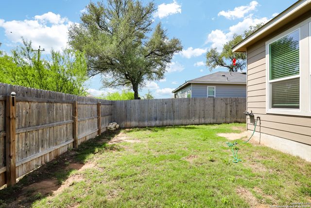 7950 Hanging Branch, San Antonio, TX 78253