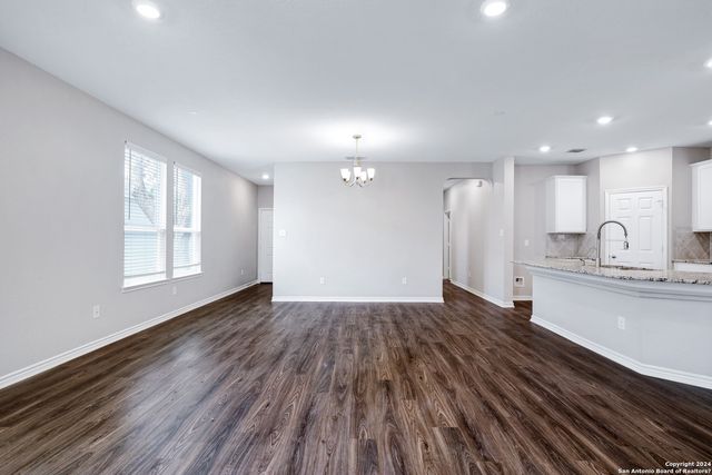 7950 Hanging Branch, San Antonio, TX 78253