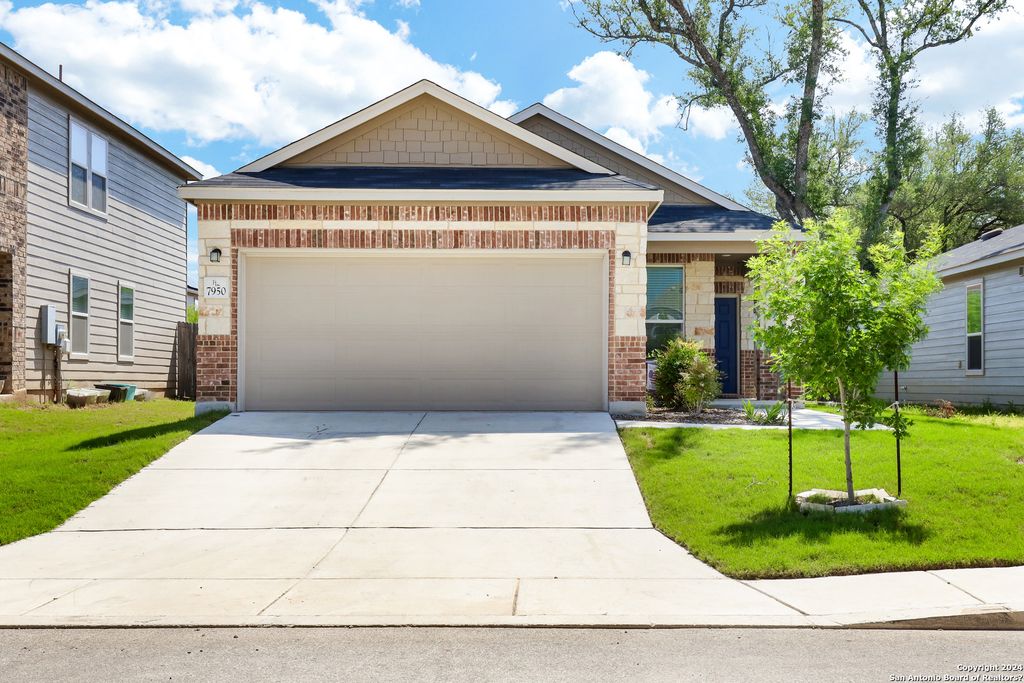 7950 Hanging Branch, San Antonio, TX 78253