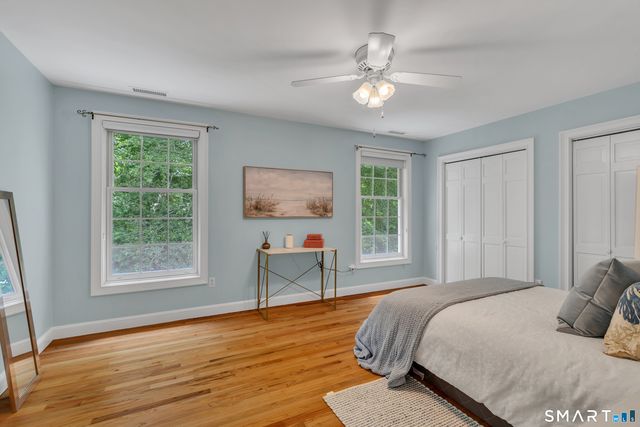 1 Crystal Terrace, Woodbridge, CT 06525
