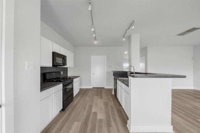 6143 Settlers Lake Circle E, Katy, TX 77449