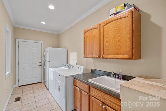 163 Futrell Landing, New London, NC 28127