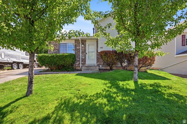 197 N 400 W, Clearfield, UT 84015