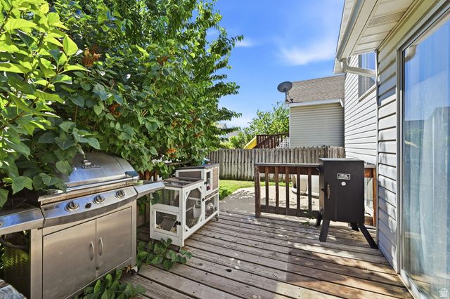 197 N 400 W, Clearfield, UT 84015
