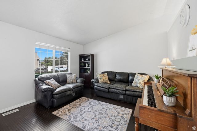 197 N 400 W, Clearfield, UT 84015