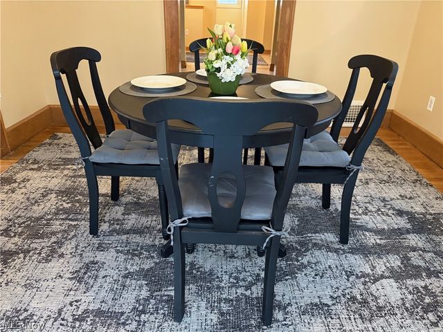 733 Damon Street, Akron, OH 44310