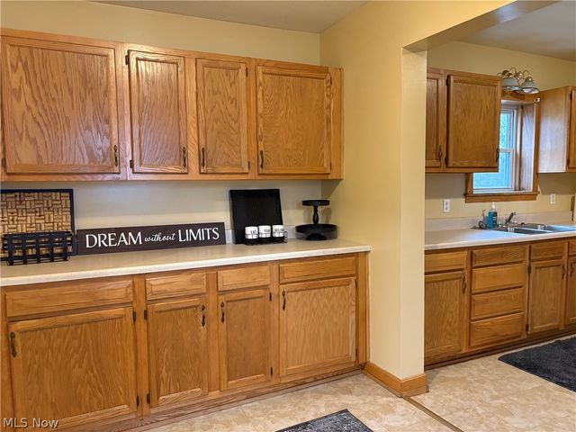 733 Damon Street, Akron, OH 44310