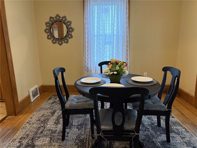 733 Damon Street, Akron, OH 44310