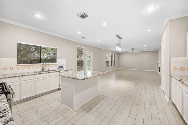 5610 Brazos Springs Drive, Sugar Land, TX 77479